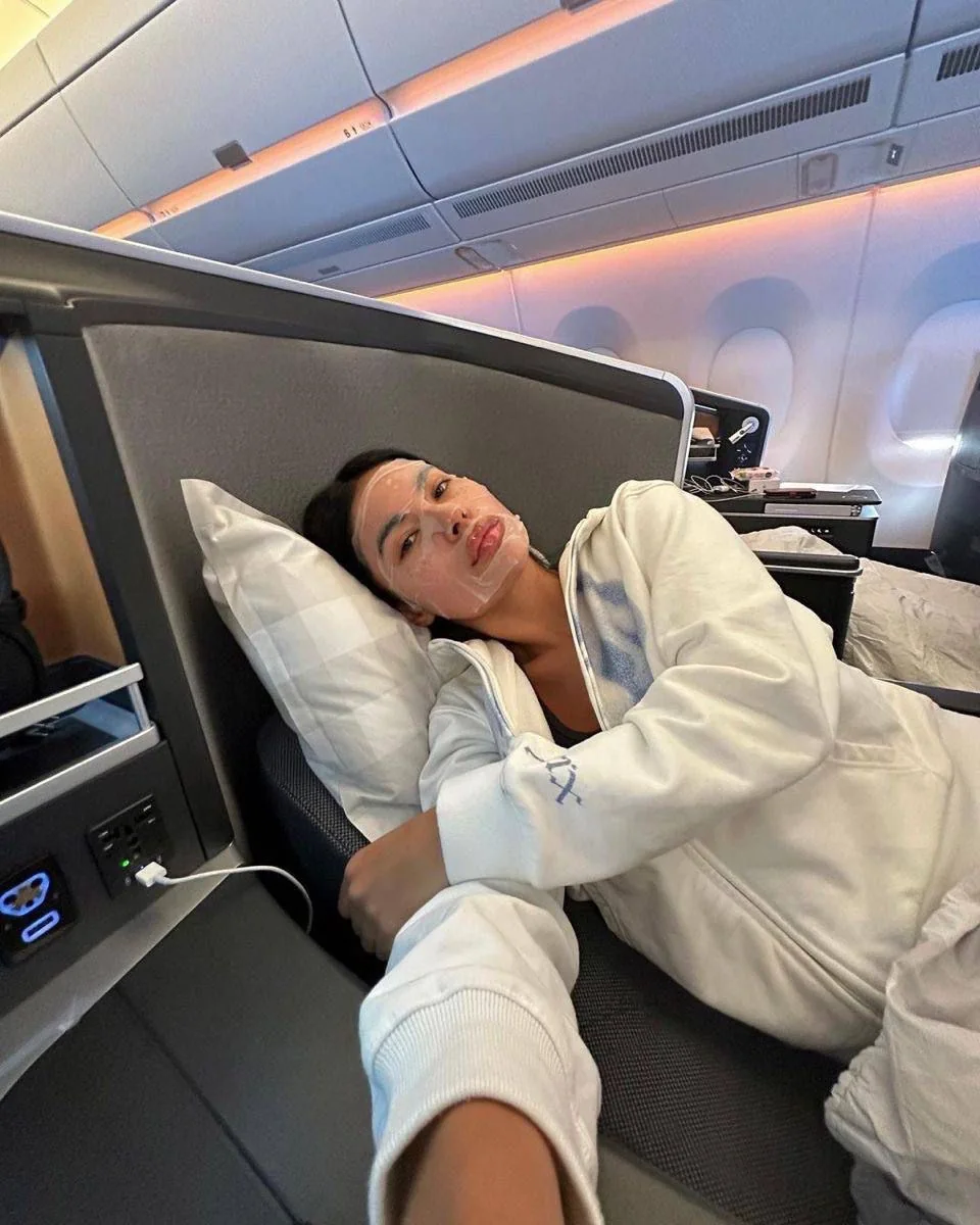 How to keep skin calm on a long-haul flight